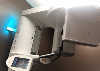 An up-close image of a CBCT scanner used in Dr. Shults’ office