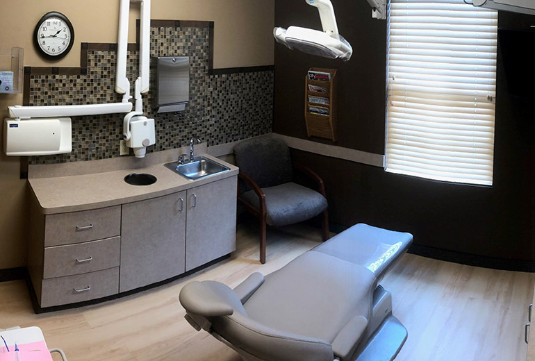 Dental treatment room